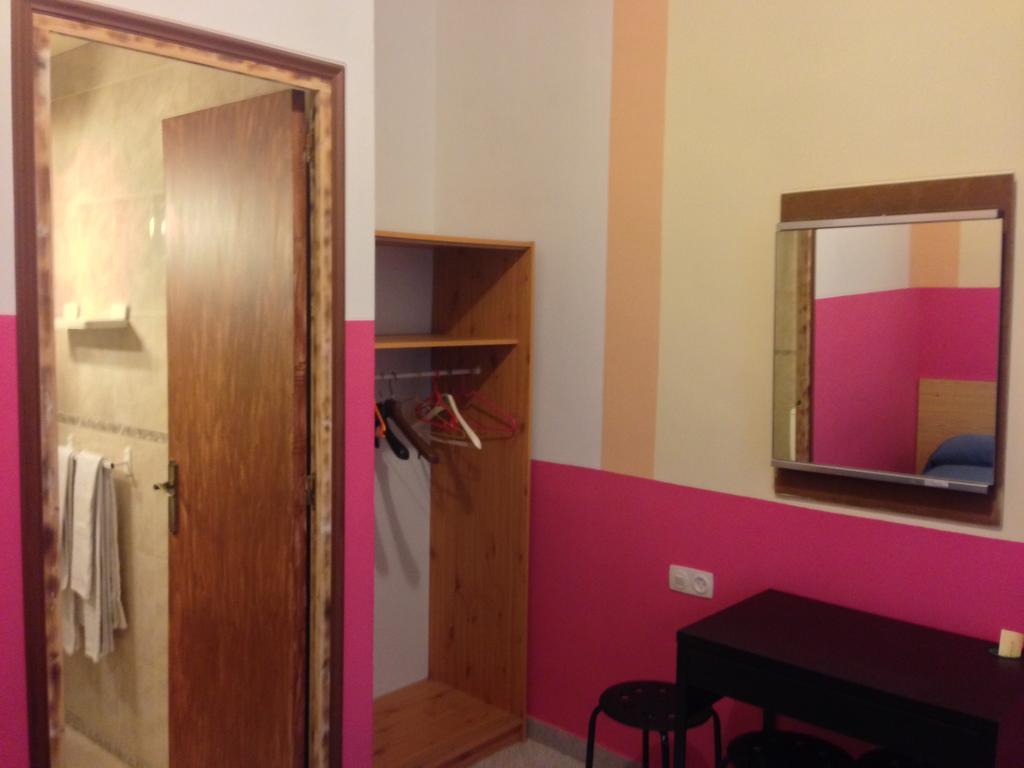 Pension Bertolin Barcelona Exterior foto