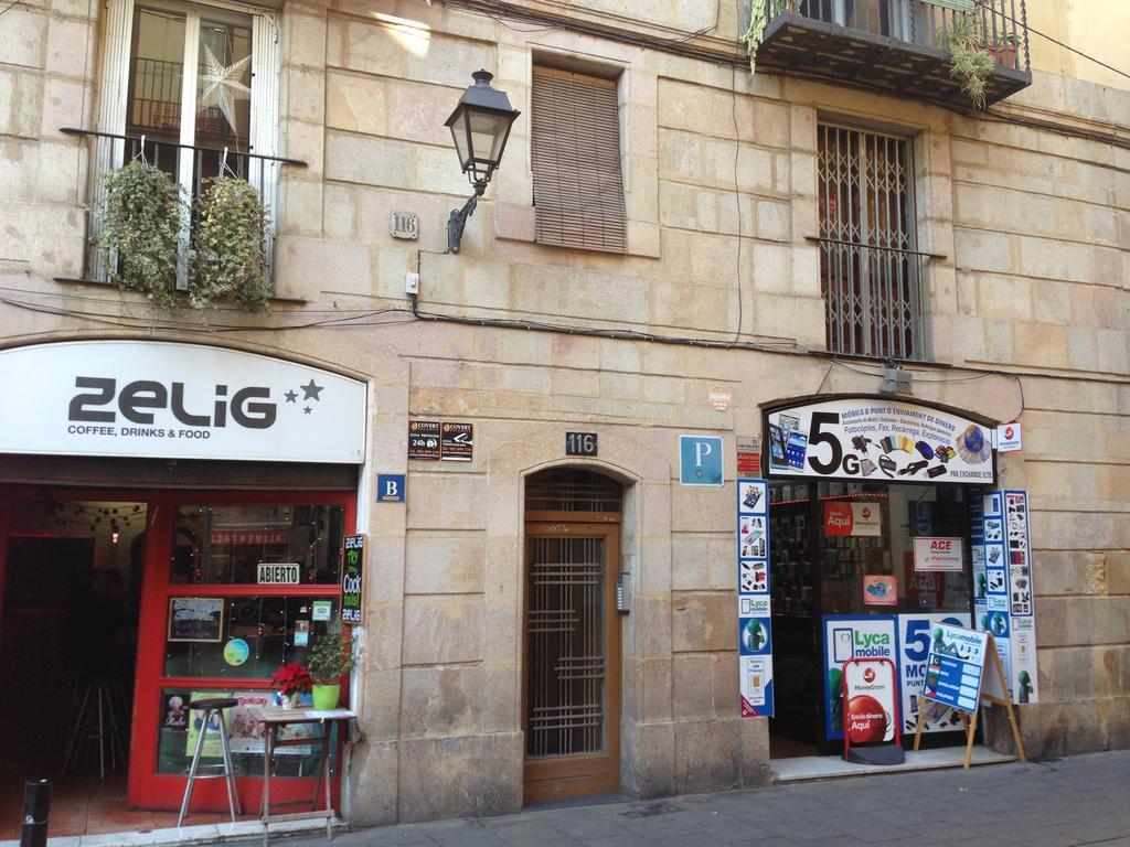 Pension Bertolin Barcelona Exterior foto