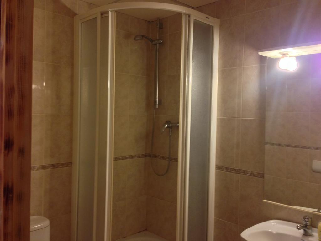 Pension Bertolin Barcelona Exterior foto